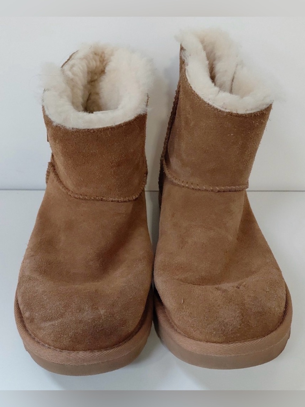 UGG boots, size 9, Gently preloved; Model S/N 1123621